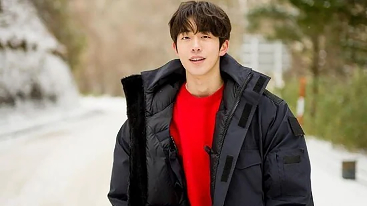 Twenty-Five a twenty-one-year-old star Nam Joo-hyuk will join the military in March, according to his agency