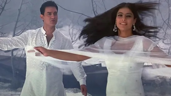 Kajol reminisces about donning a salwar kameez on a frozen lake in Fanaa, contrasting her “natural pain” with Aamir Khan’s expression