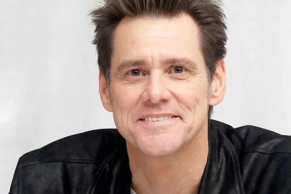 Jim Carrey delivers an unexpected response to a reporter’s question about his “bucket list”: “Just you. That’s all”