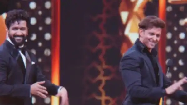 Netizens react as Vicky Kaushal shares a heartwarming unseen picture with Hrithik Roshan after their captivating performance on the IIFA stage