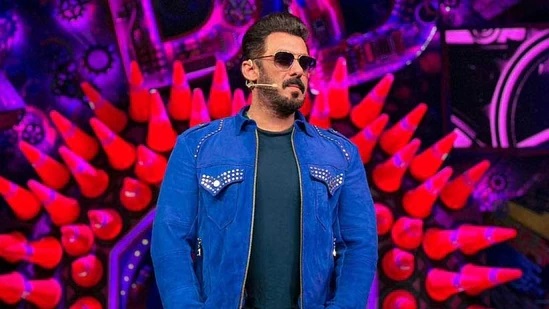 Fans think Salman Khan is disinterested in Bigg Boss, slam his expressions on show