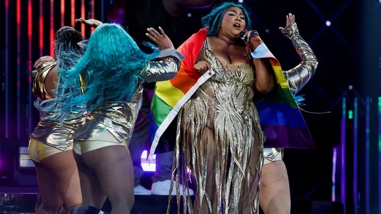 Lizzo’s Instagram loses 220K followers amidst lawsuit controversy