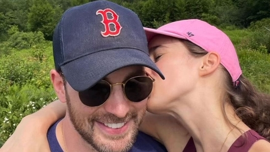 Chris Evans and Alba Bapista Tie the Knot in a Cozy, At-Home Wedding Ceremony
