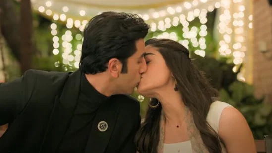 Rashmika Mandanna Shares a Romantic Moment with Ranbir Kapoor in ‘Animal’ Song ‘Hua Main’ in Front of Her Family