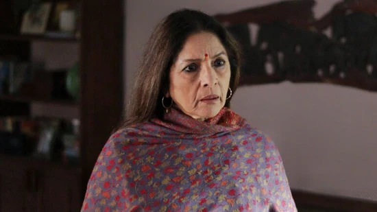 Neena Gupta Reveals: A Cinematic Journey Against All Odds, Battling Parental Resistance to Embrace the Silver Screen