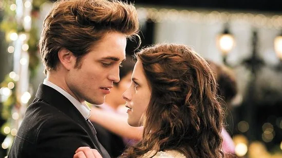 Kristen Stewart Makes Surprise Appearance at Robert Pattinson’s Birthday, Twilight Director Affirms ‘No Bad Blood Between Exes’